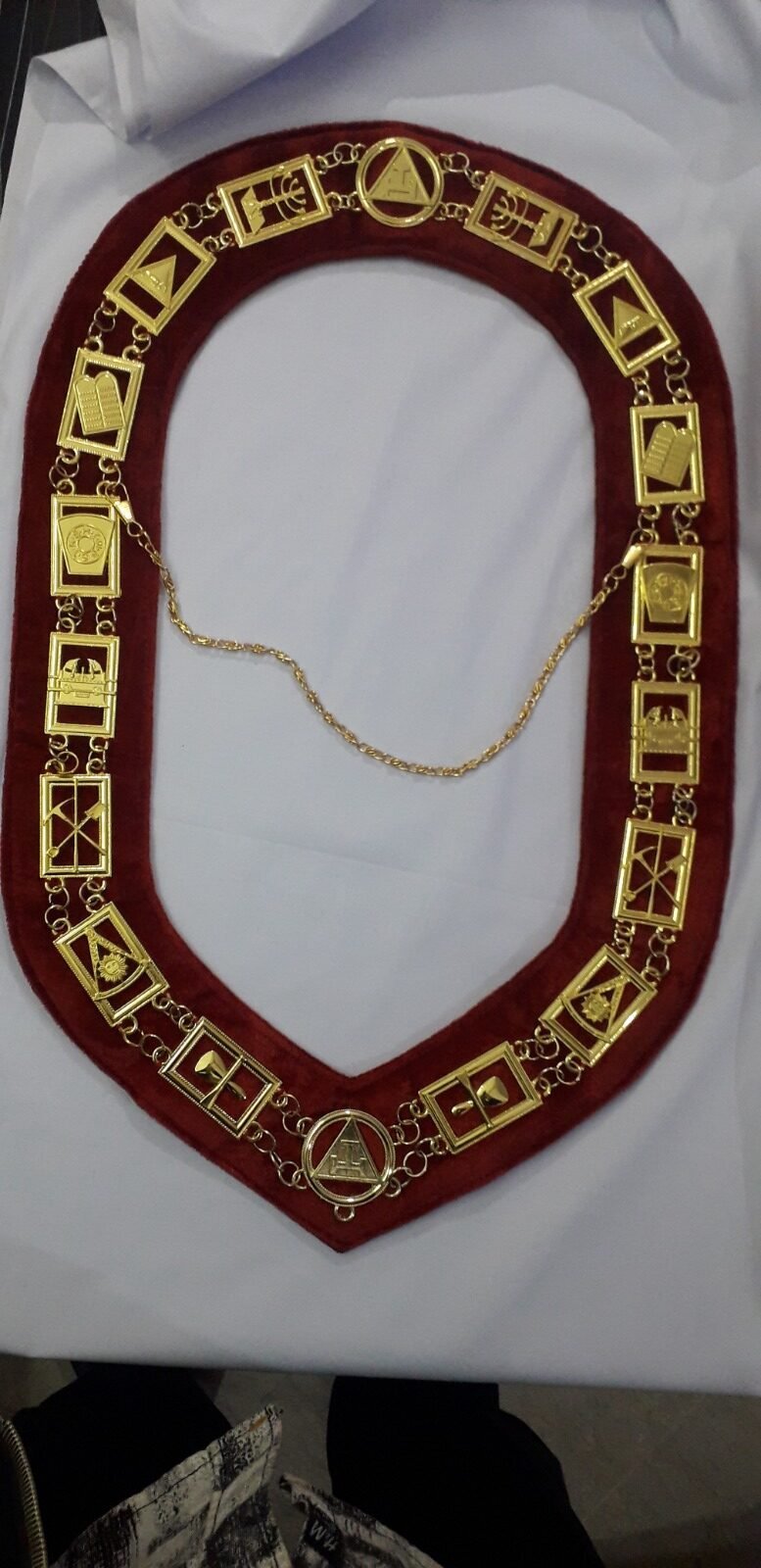 Red & Gold Color Chain Collar